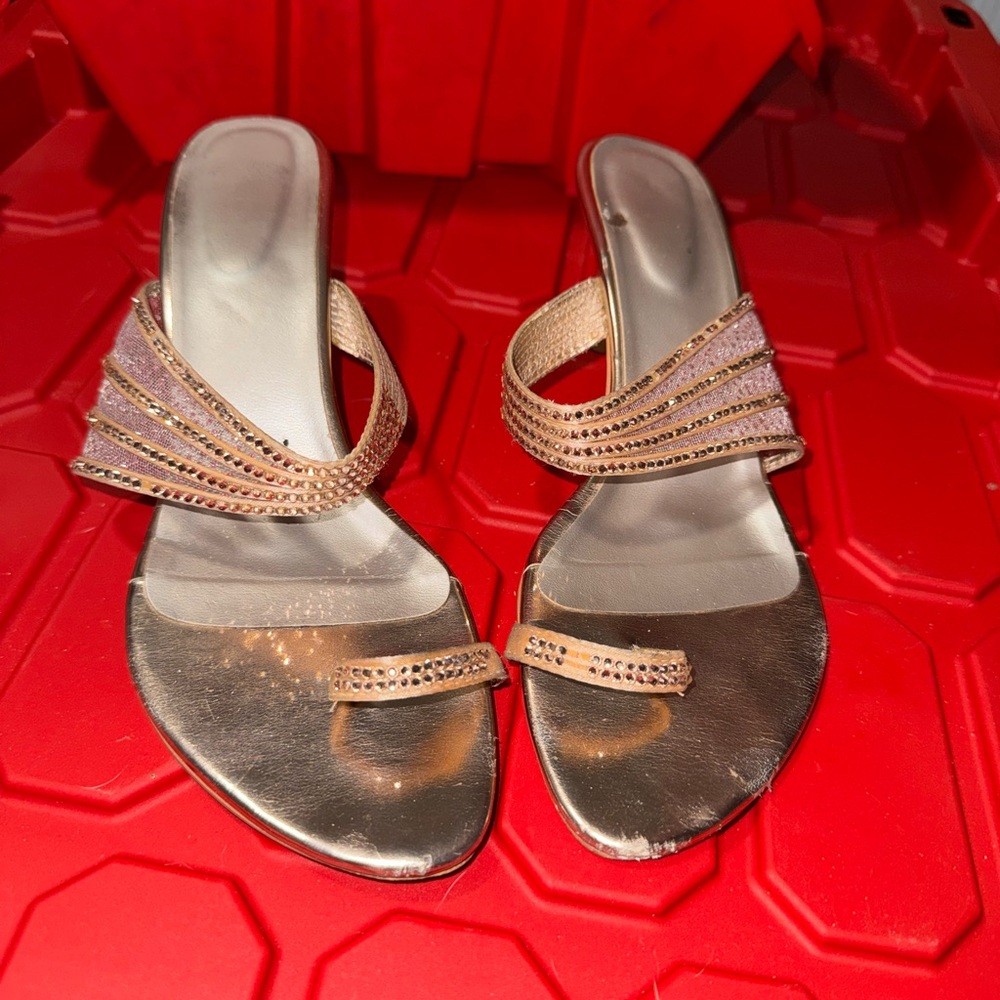 Elegant Gold Women's Sandals